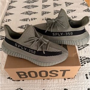 Yeezy boost 350 v2 granite sneakers